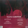 画像2: TAANA GARDNER - TAANA GARDNER 【2LP】 ラリー・レヴァンでお馴染みのN.Yディスコ・ガラージを代表する歴史的名盤がリマスター復刻！さらに当時盤に未収の2曲を追加！！ (2)