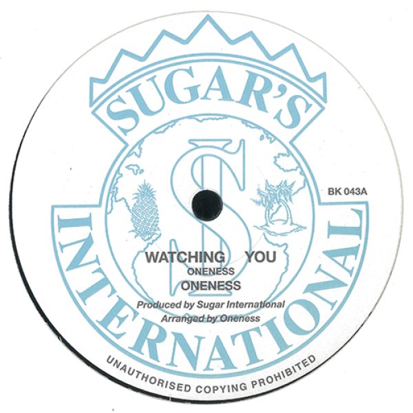 画像1: ONENESS - WATCHING YOU 【12"INCH】 UKの5人組バンド「ワンネス」が1983年にリリースしていた唯一作にしてレア盤で原盤は数万円！ 爽やかでナイスなブリット・ファンク！ 要チェックです！！ (1)