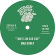 画像2: MAD HONEY - SETBACK / TIME IS ON OUR SIDE 【12"INCH】 待望の2NDシングル！'70〜'80年代のロウでインディペンテントなファンク/ブギー音源を質感までこだわりながら忠実に生演奏で再現！ (2)