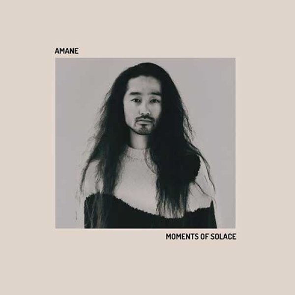 画像1: AMANE - MOMENTS OF SOLACE 【LP】 エモーショナルなエレクトロニック・サウンドに仕上がった、ロンドンを拠点とする日本人アーティスト/音楽監督/プロデューサーによる注目の一枚！ (1)