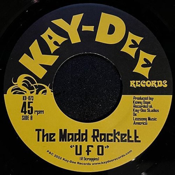 画像1: THE MAD RACKETT - UFO / B-BOY STRUT 【7"INCH】 数々のヒップホップ・ネタ＆ブレイクビーツ・アンセム名曲をケニー・ドープがさらにパワーアップしたファンキー・ブレイクビーツに仕上げた極上のトラック！ (1)